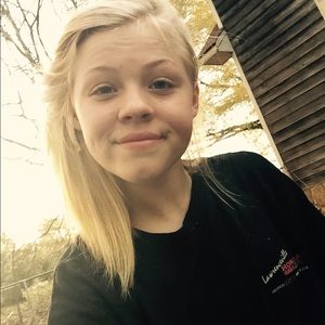 Meet your Posher, Elena