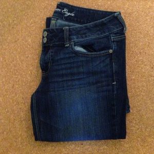 PRICE DROP American Eagle stretch artist jeans