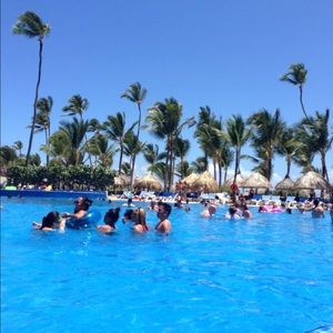 Meet your Posher, Jeannie