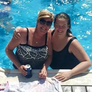 Meet your Posher, Carol