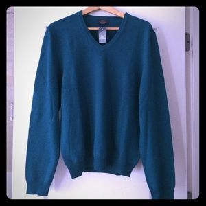 Men's Teal V neck sweater