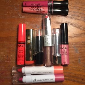 Lipgloss/lipstick bundle