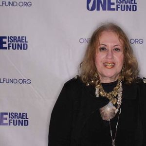 Meet your Posher, Roslyn