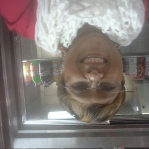 Meet your Posher, Sandra