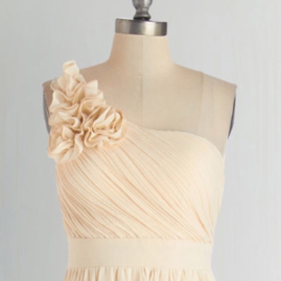 NWT Modcloth Always Ethereal Ivory Evening Dress - Picture 3 of 4