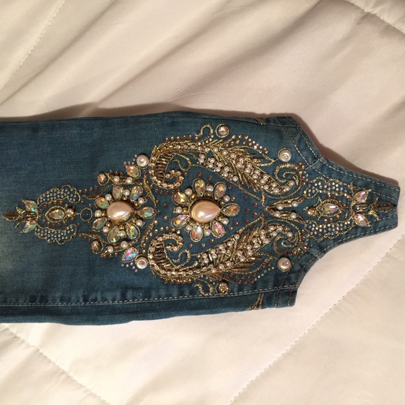Bluejeans - Picture 2 of 4