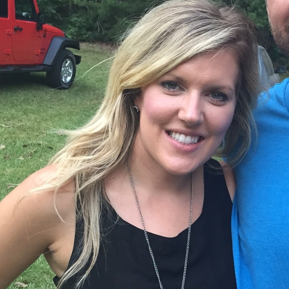 Meet your Posher, Cassie