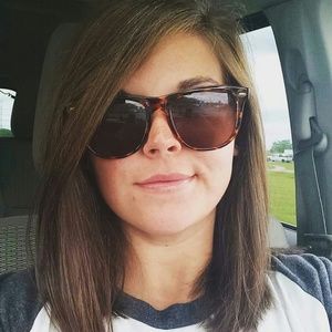 Meet your Posher, Jocelyn