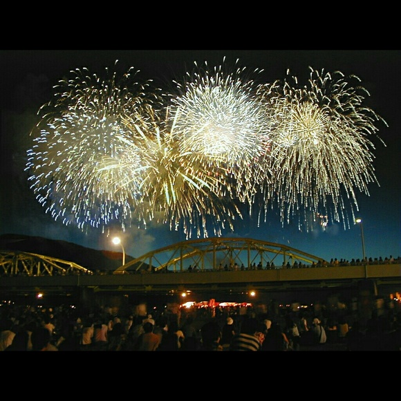 Meet your Posher, Karon - Picture 2 of 2