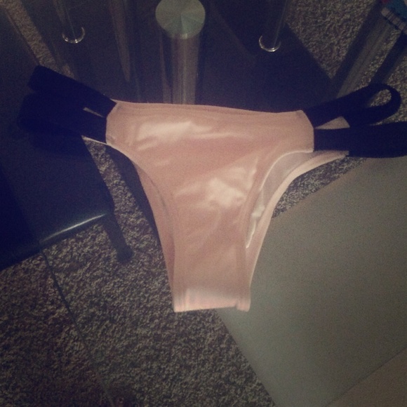 victoria secret strappy bikini bottom