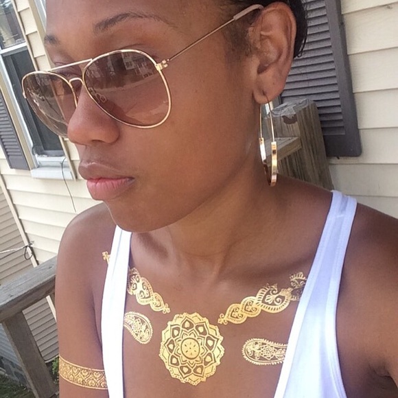 Meet your Posher, Natasha