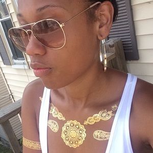 Meet your Posher, Natasha