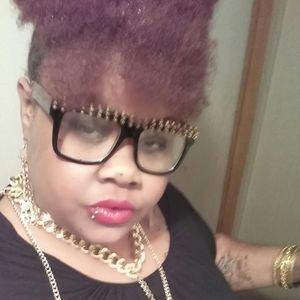 Meet your Posher, Luishangh