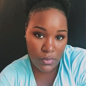 Meet your Posher, Alika