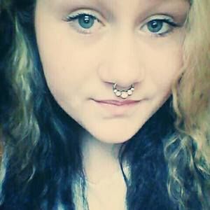 Meet your Posher, Kari