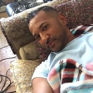 Meet your Posher, Priamo