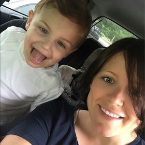 Meet your Posher, Dana