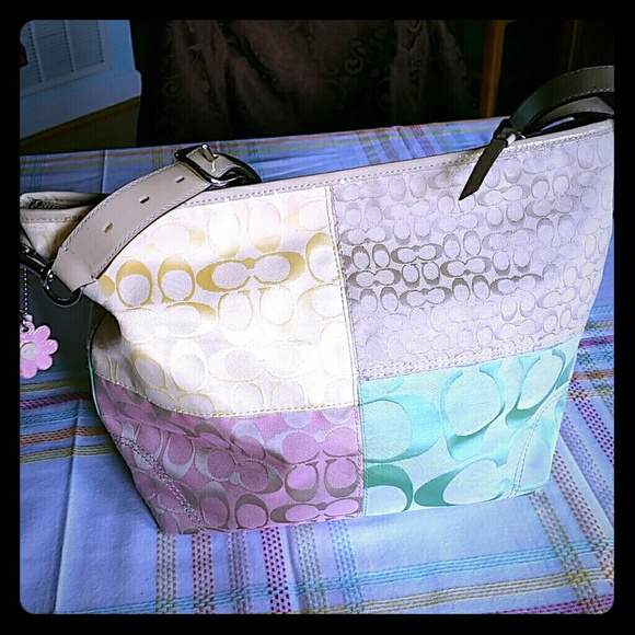 Handbag - Picture 1 of 7