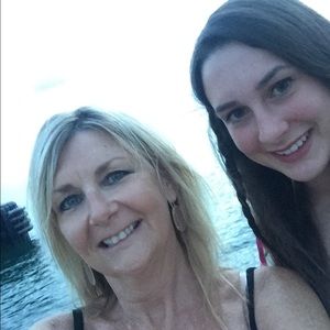 Meet your Posher, Brenda