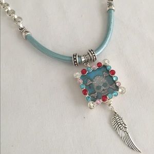 Skull & Peace sign necklace