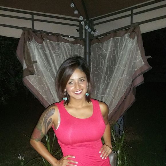 Meet your Posher, Cecilia