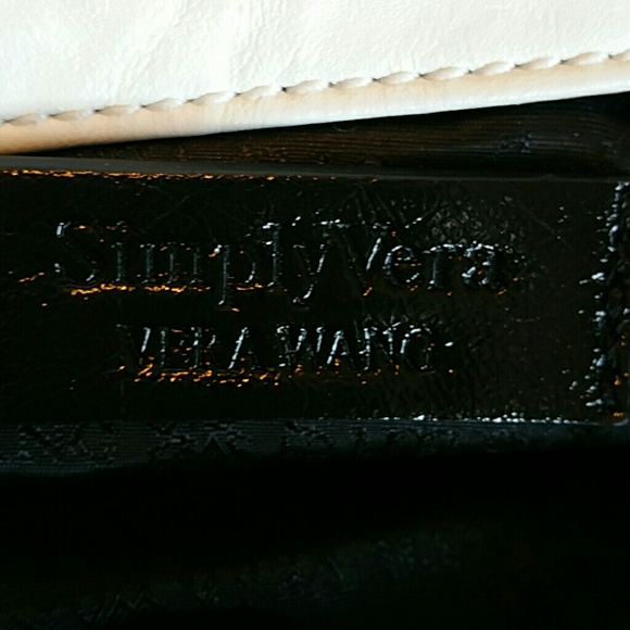 Handbag - Picture 3 of 4