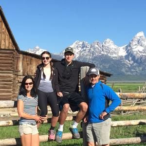 Meet your Posher, Robin