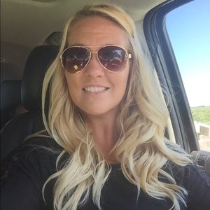 Meet your Posher, Brianne