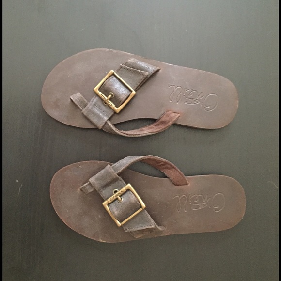 O'neill leather flip flops
