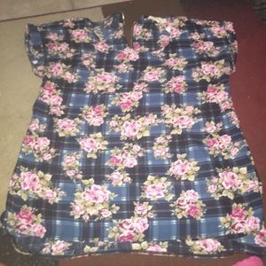 100% polyester blouse. New with tags. Teal/pink.