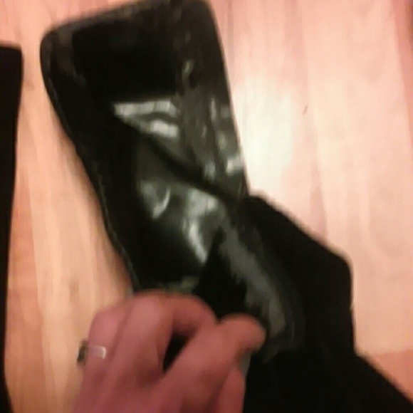 Knee high zip up boots - Picture 2 of 4