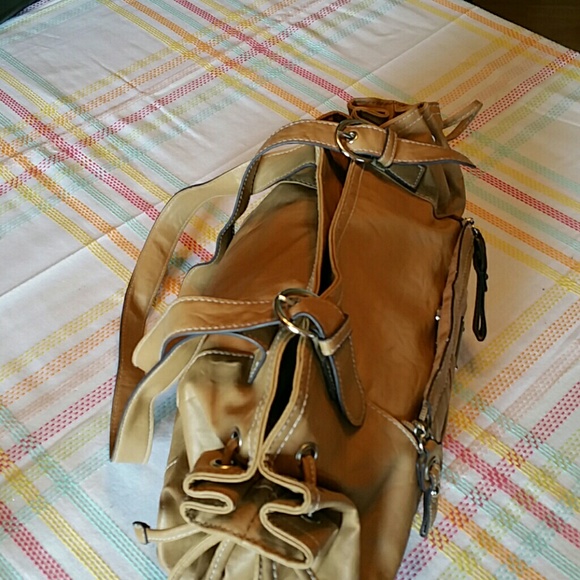 Handbag - Picture 2 of 4