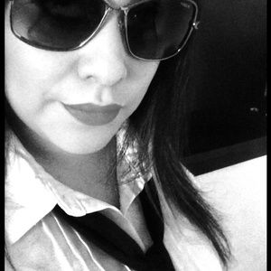 Meet your Posher, Kim