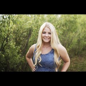 Meet your Posher, Emma