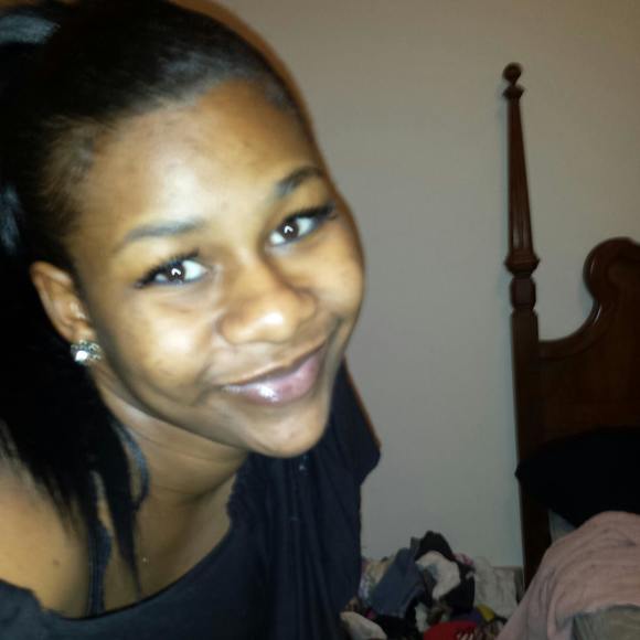 Meet your Posher, Jasmine