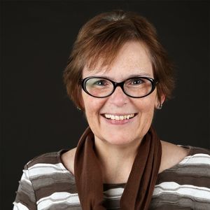 Meet your Posher, Valerie crees
