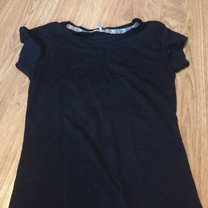 Black t shirt