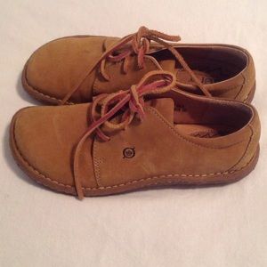 Born shoes