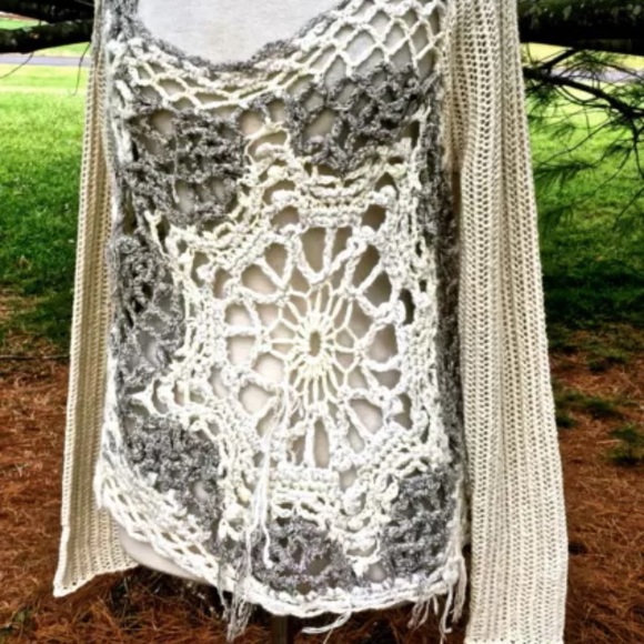 🚫SOLD Free People crochet snowflake pullover - Picture 4 of 4