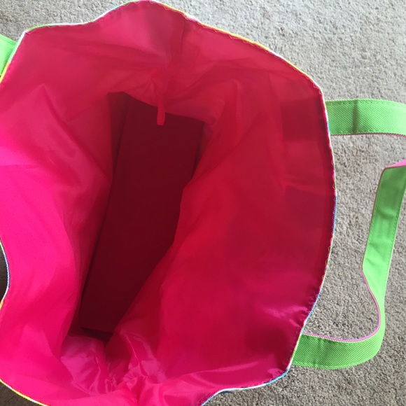 Tote - Picture 4 of 4