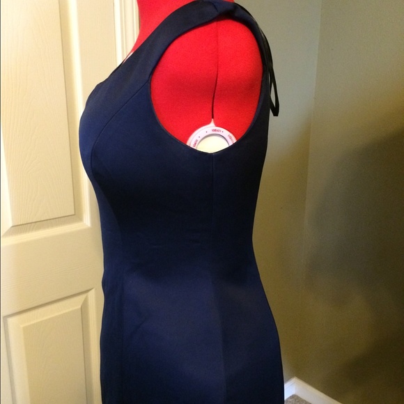 Alex evenings navy blue zip back dress. - Picture 3 of 3