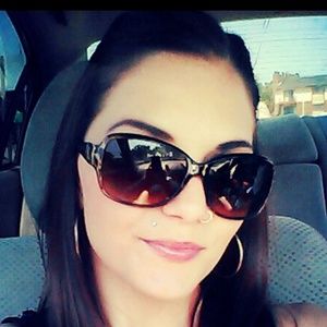 Meet your Posher, Hraven