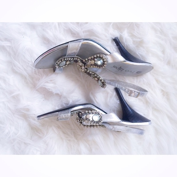 CLOSET CLEAROUT ‼️Two Lips Goddess Silver Sandals - Picture 2 of 3