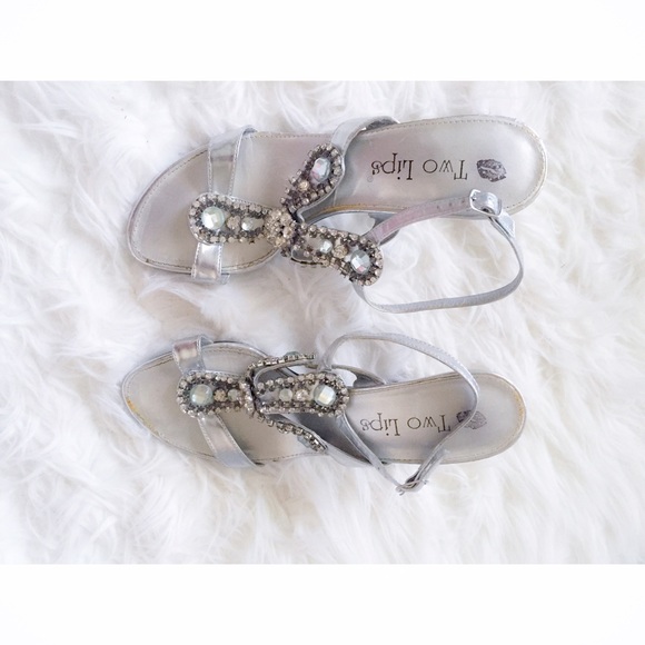 CLOSET CLEAROUT ‼️Two Lips Goddess Silver Sandals - Picture 3 of 3