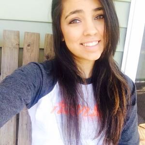 Meet your Posher, Devin