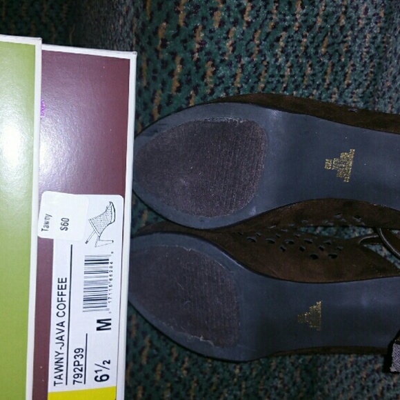 Shoes - Picture 2 of 3