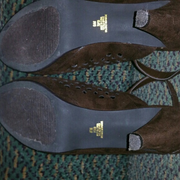 Shoes - Picture 3 of 3