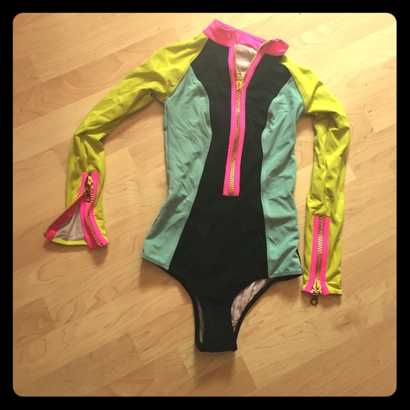 H&M retro one piece sz 4