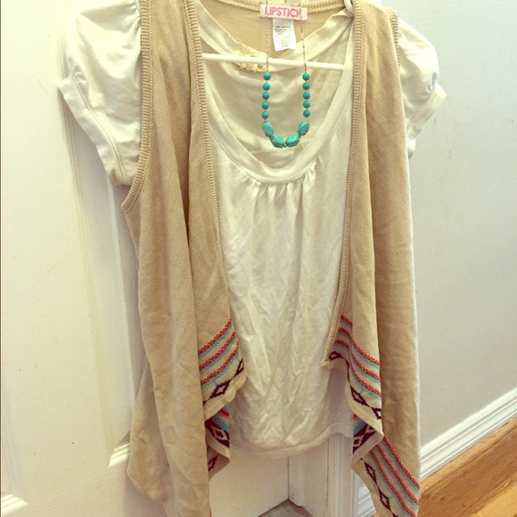 Small high low asymmetrical hem Aztec sweater vest
