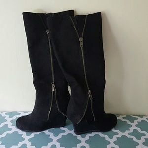 Reserved PRICE DROP 😄 Black rampage boots